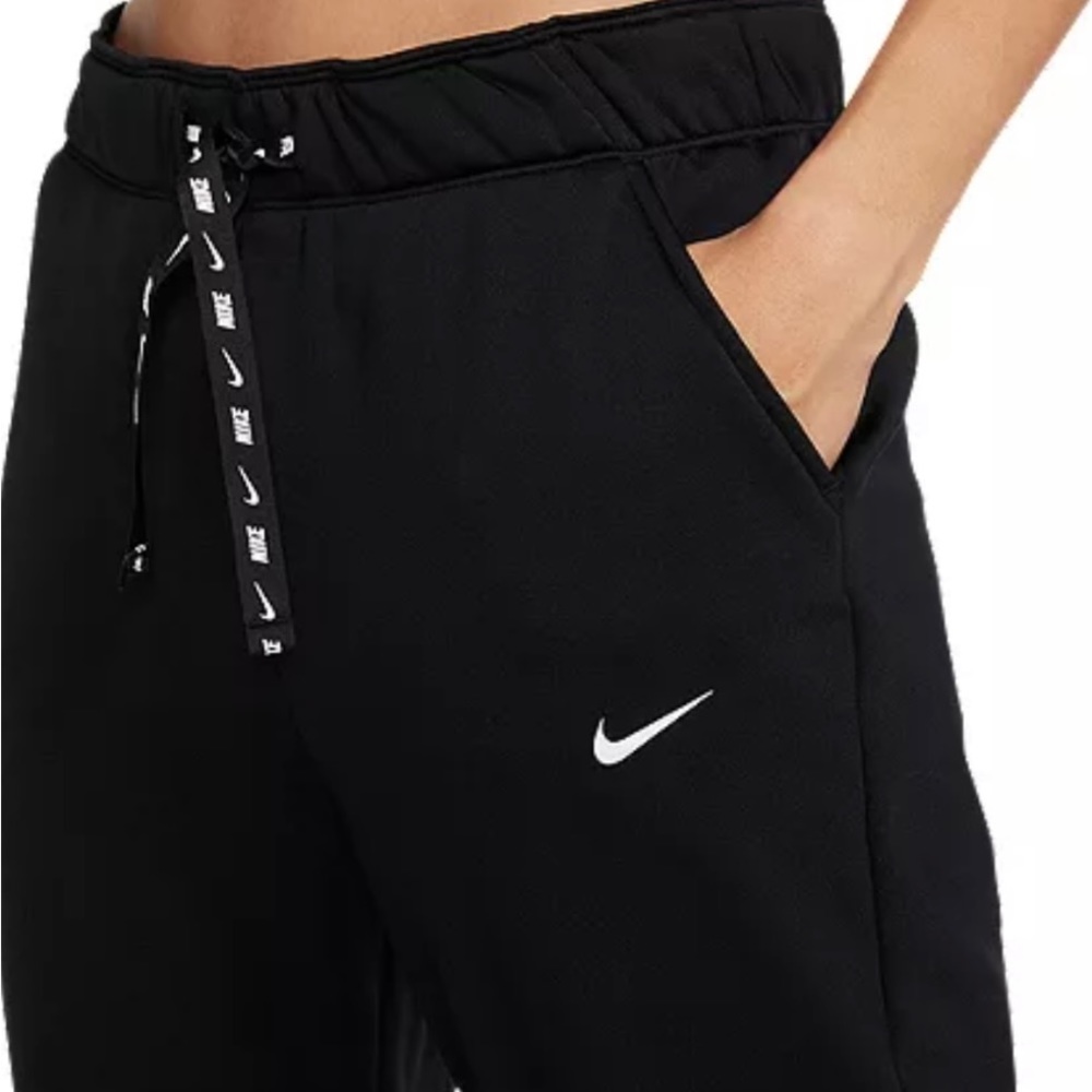 Nike Women's Therma Fleece Pants - Black